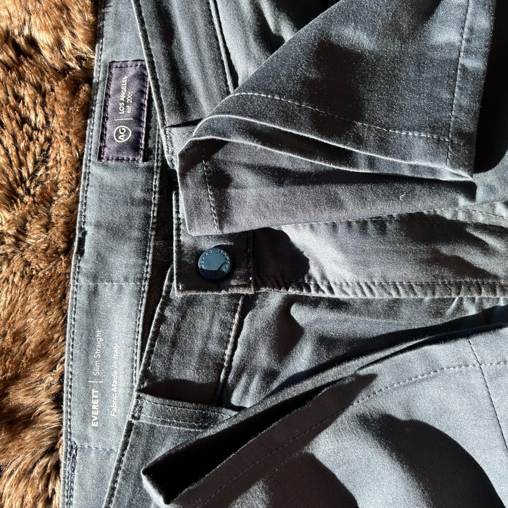 AG Everett green pant